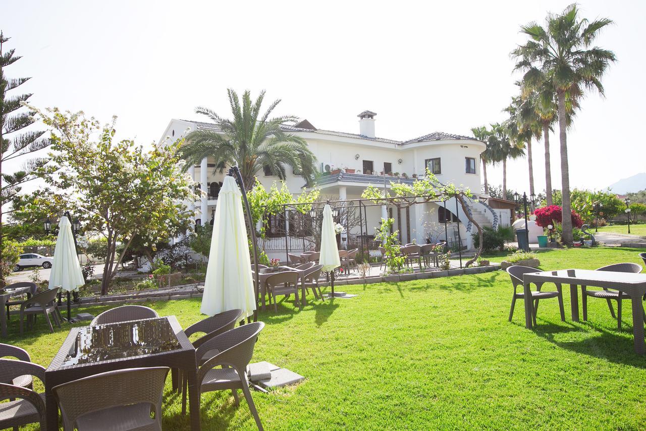 Meryem'S Hotel Agios Epiktitos Exterior photo